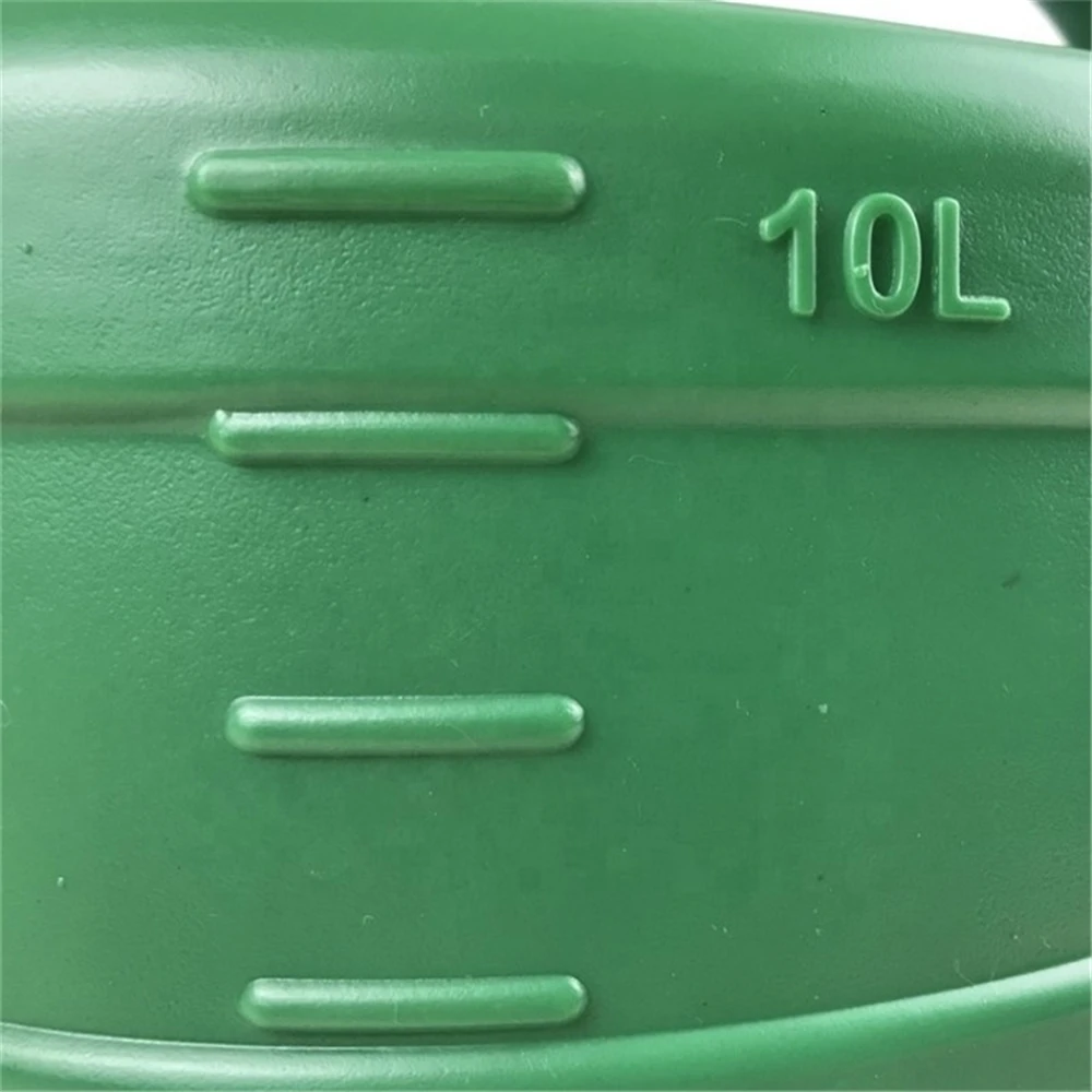 Hot Selling 10L Plastic Garden Flower Self Watering Pots Watering Can With Cheap Price