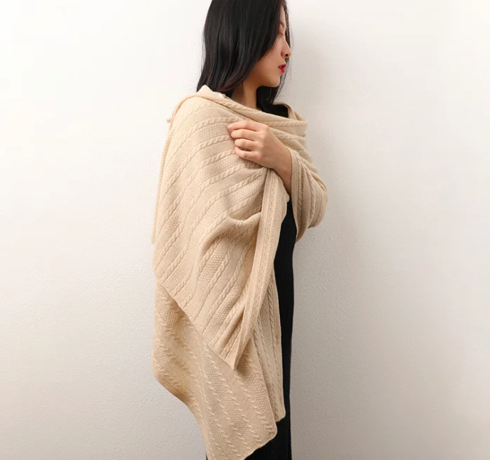 
New autumn and winter cashmere knitted shawl horn button scarf 