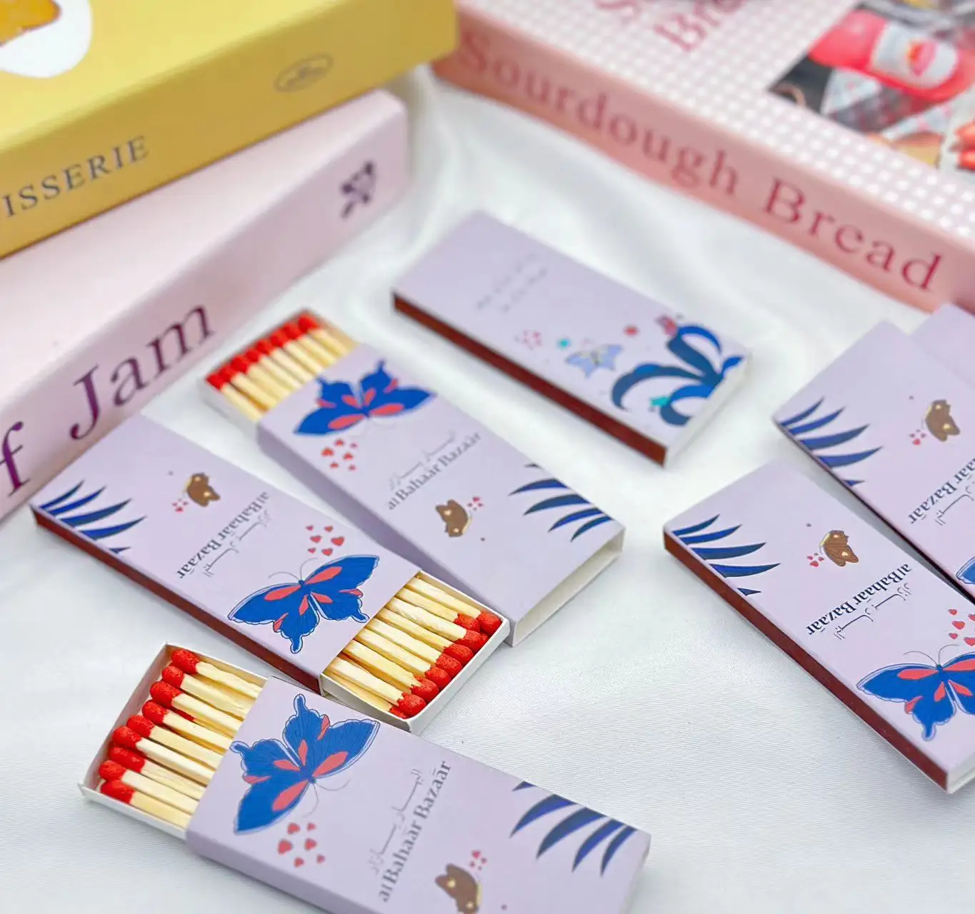 2024 INS Customized 75mm 3 inch Colored Waterproof Matches for candle matchsticks Lower MOQ safe wholesale price Small Matchbox