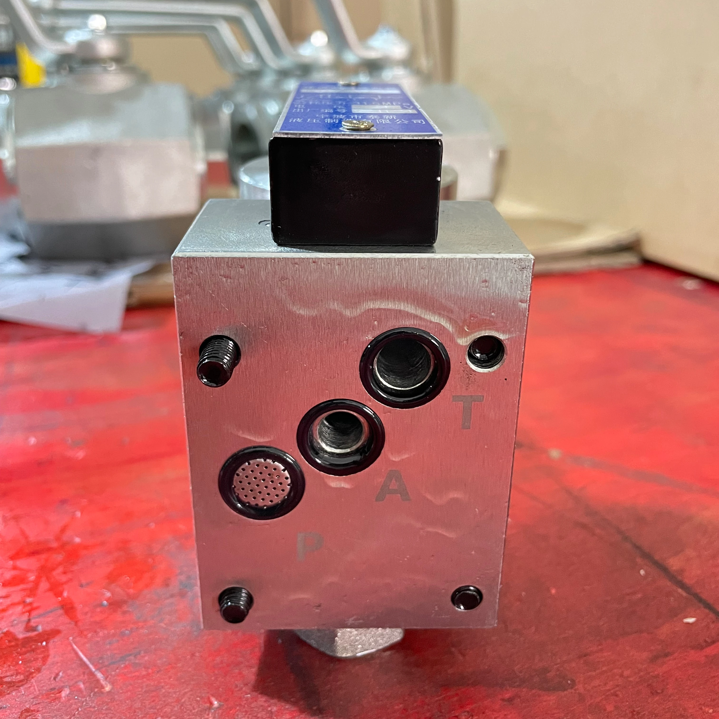 speed regulating valve Electromagnetic hydraulic direction control valve