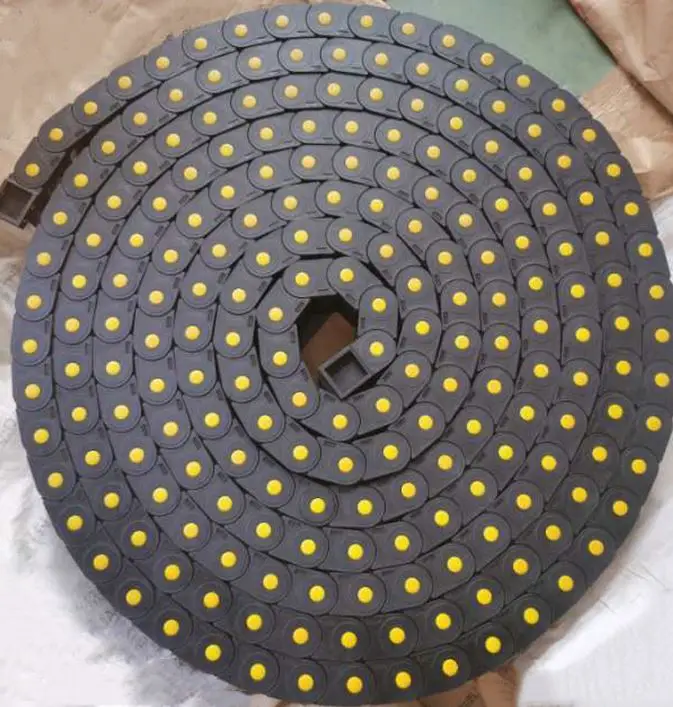 Customized high strength nylon long travel cable wire chain