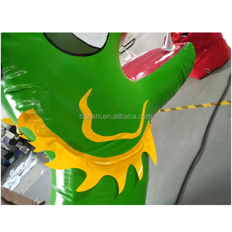 Hot sale Inflatable green dragon banana boat inflatable towable boat for 7 seats