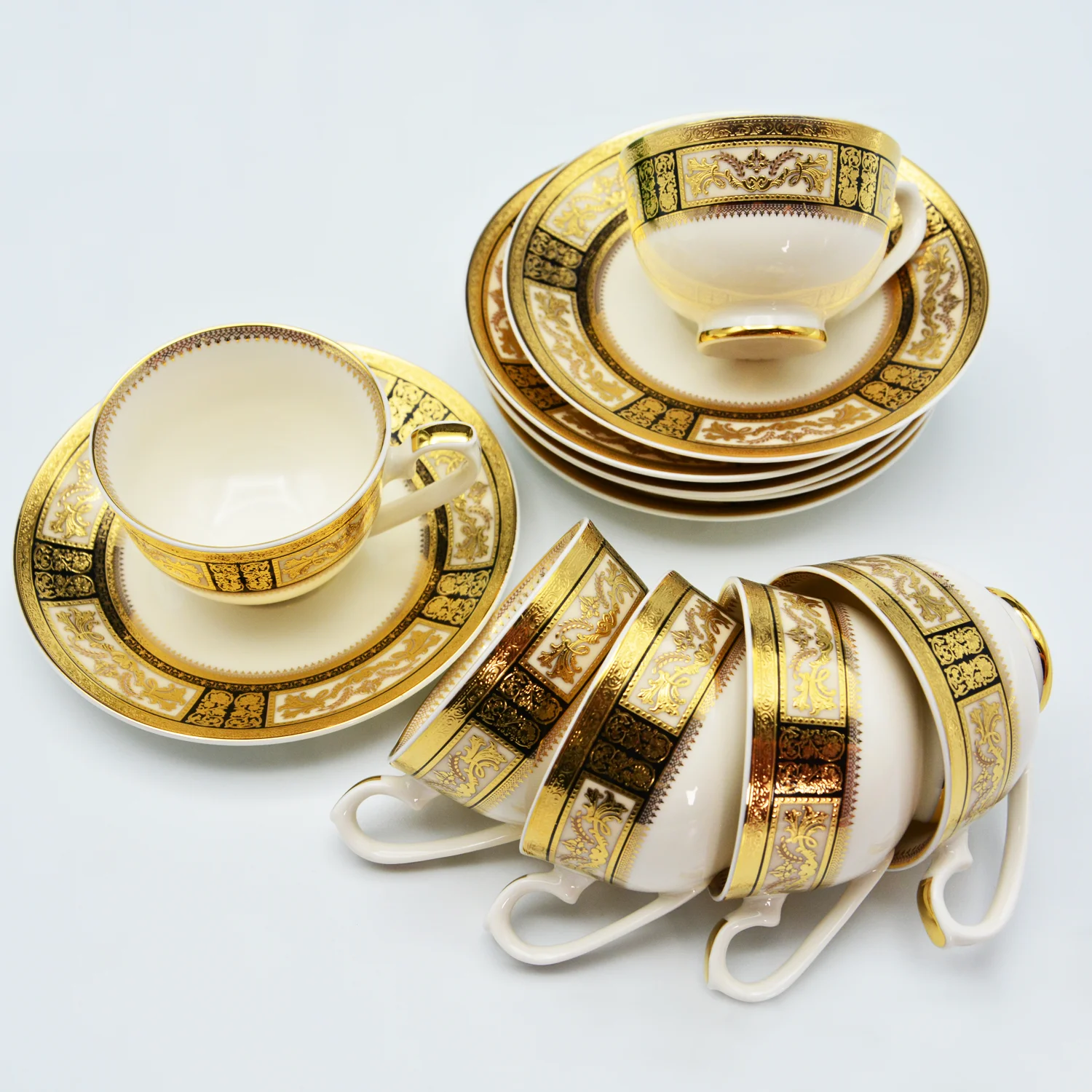 New popular 12pcs classical 200cc 6 cups  with 6 saucers wonderful tea coffee set gold rim pattern dishwasher safe