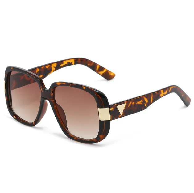 Wholesale Women Trendy Design Eyeglasses UV400 Custom Logo Oversized Geometric Large Square Frame Summer Sunglasses For Ladies