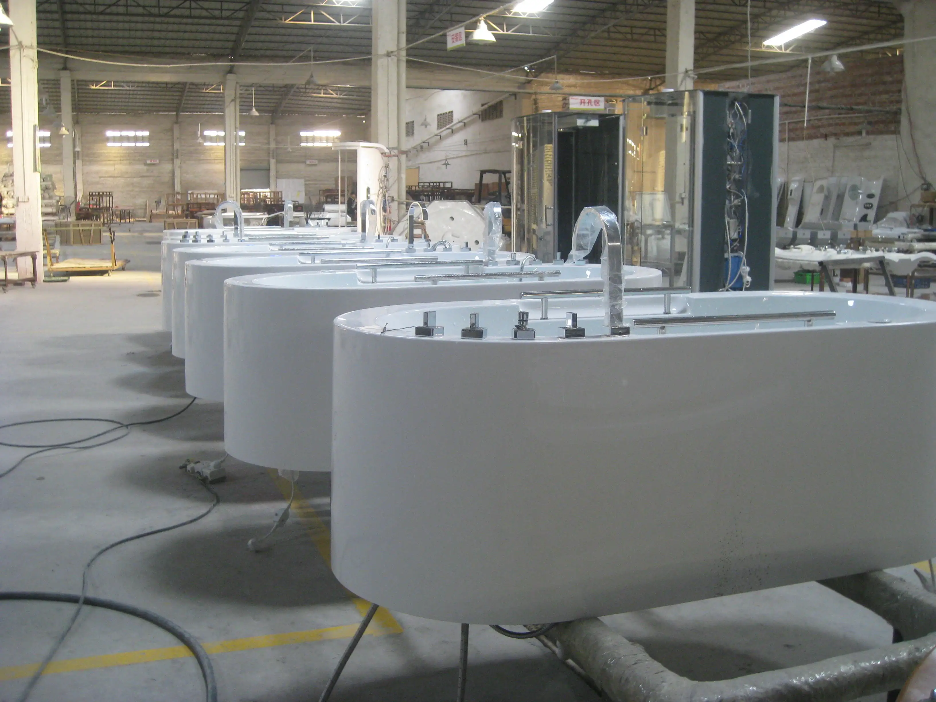 Luxurious big size air jets spa hot tub free standing whirlpool bath tubs