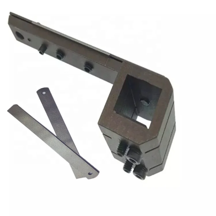 Toughness Tufting carpet machine blade and blade adapter