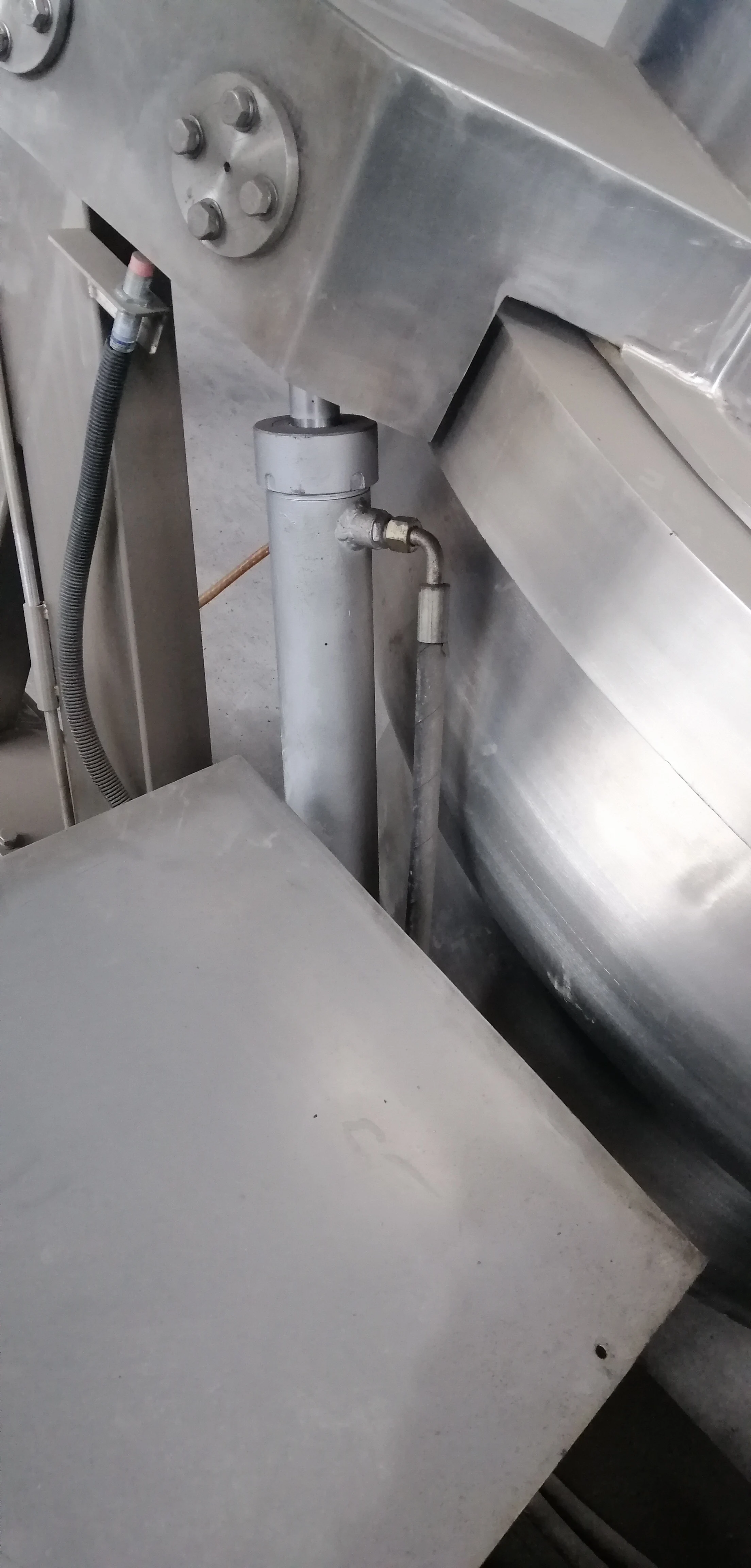 
Large capacity Stir fry Composite pan bottom frying pan 