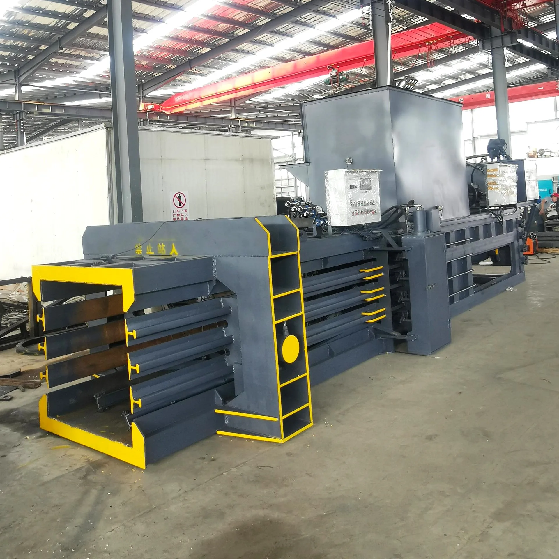 Fully Automatic Horizontal Scrap Metal & Waste Plastic Balancer Compactor Press Machine Home Use Restaurants PLC Core Components