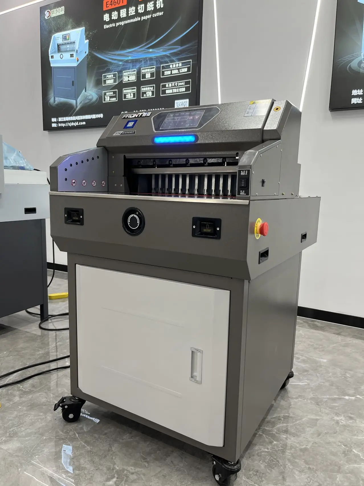 Фронтальный микрокомпьютер E4608T с программным управлением резак для бумаги стоячий индикатор сигнализации