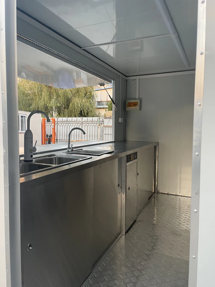 Food trailer  (12).jpg