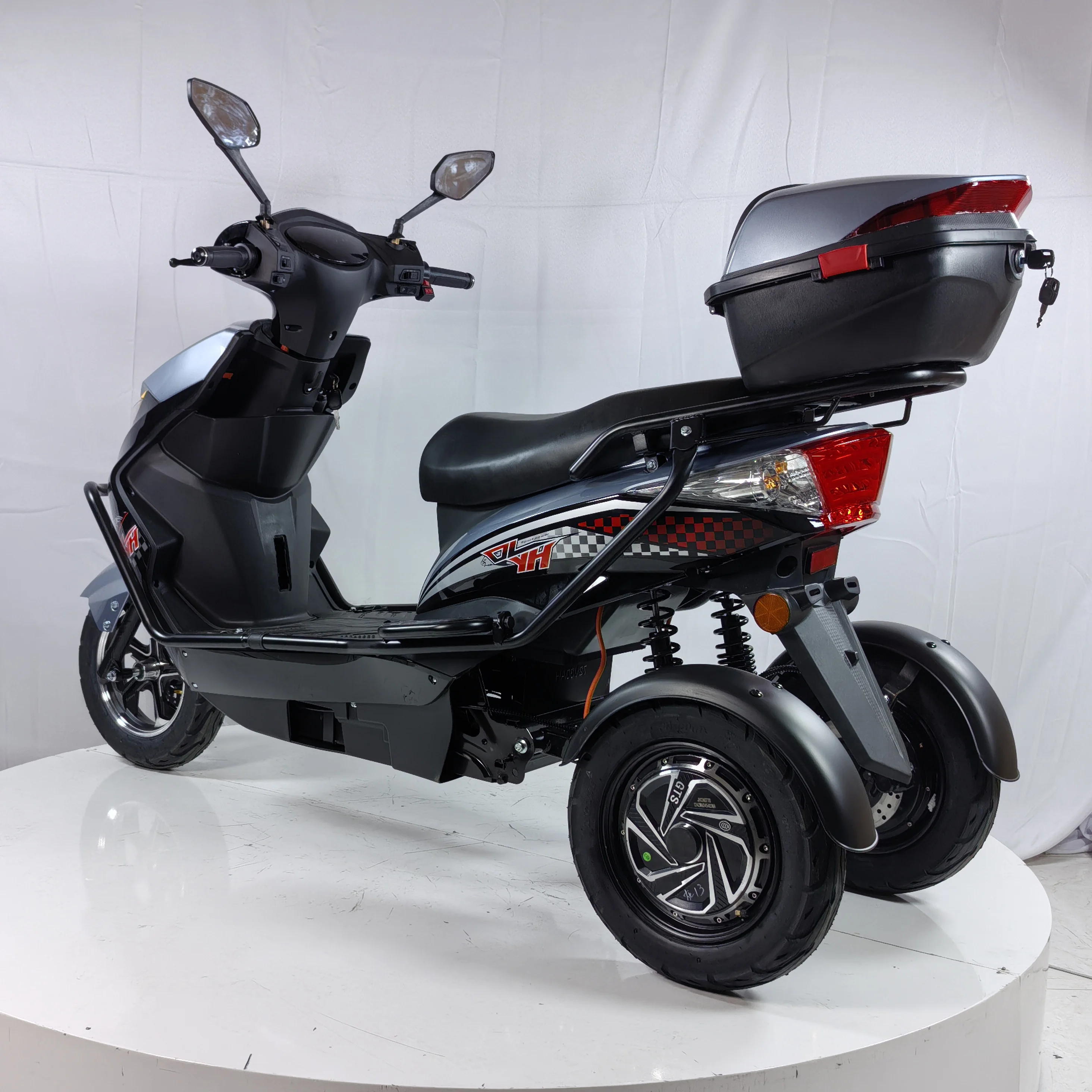 VIMODE 2024 Wholesale CKD Electric Motorcycle 3 Wheels Low Speed Electric Passenger Tricycle 1000W For Adults