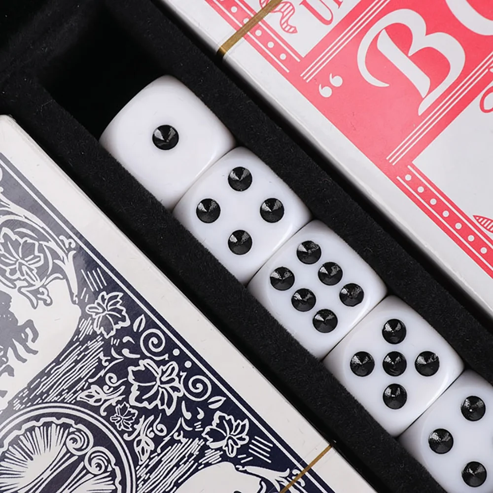 High Quality Poker Chip Cases Portable Durable Luxury Velvet Leather Custom Logo Poker Case For Game