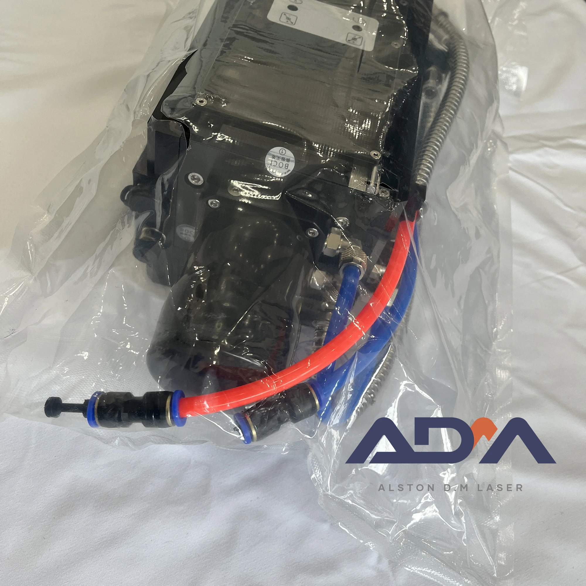 BOCI автоматическая фокусировка BLT4 Серии Волоконно-Лазерная режущая головка для BLT441 ECO 12 кВт заводская цена