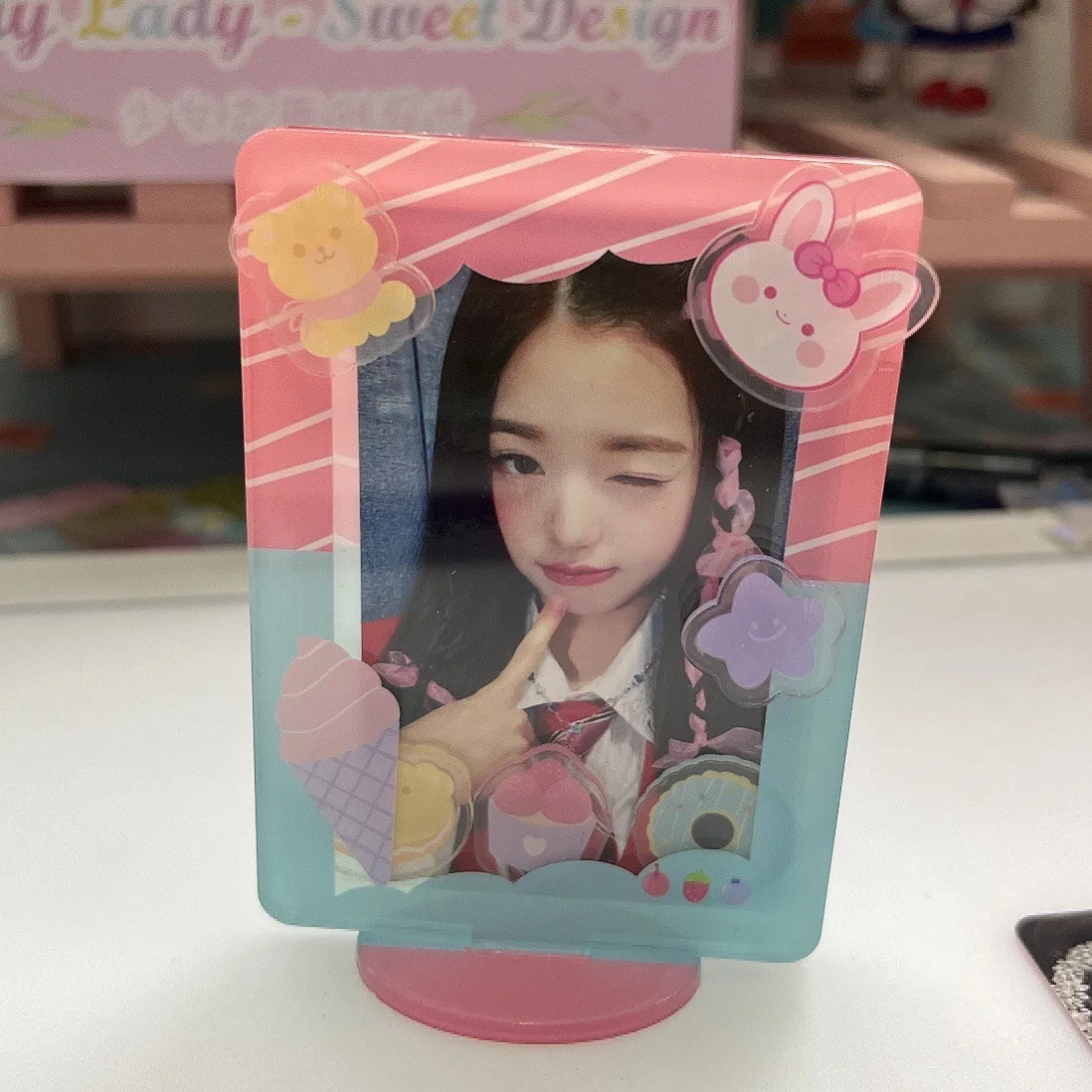 DIY custom acrylic accessories post card holder desktop card holder Lide shoot Kpop protection cardholders with stand