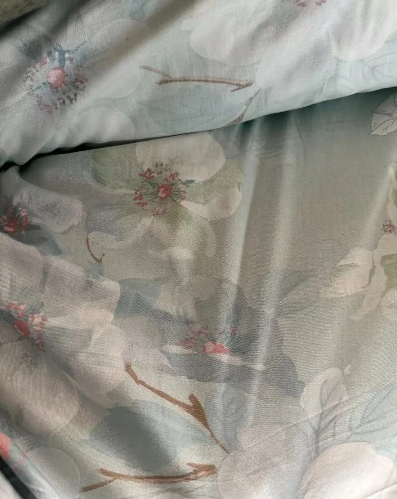 High Quality Cotton Bedding Fabric for Home Textile Premium Material for Comfort and Durability