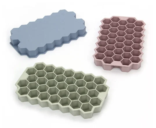 Food Grade Flexible Honeycomb Silicone Ice Cube Trays With Lid Ice Cube Tray Mold Easy Release Whiskey Ice Ball Maker