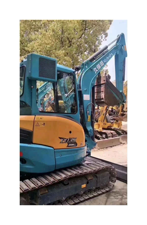 Небольшой 3TON мини Kubota135-3s для экскаваторов из Японии