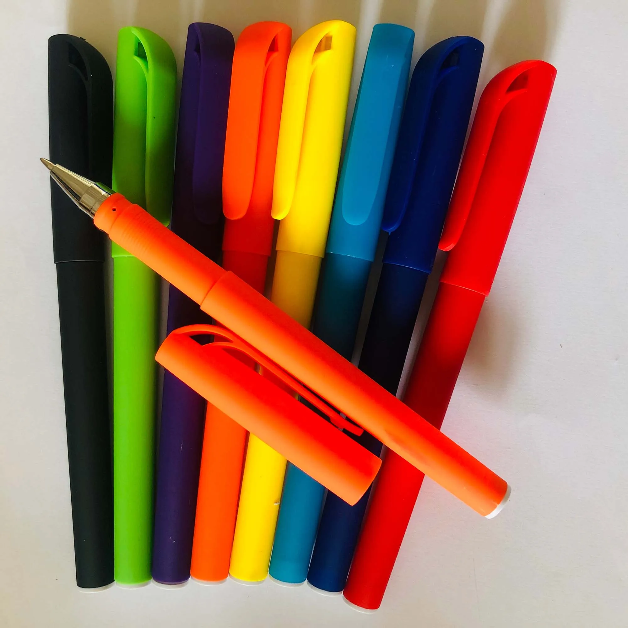 Hot selling Promotional Neutral Pen personal Stamping Advertising Custom LOGO hotel gel pen with name for gift