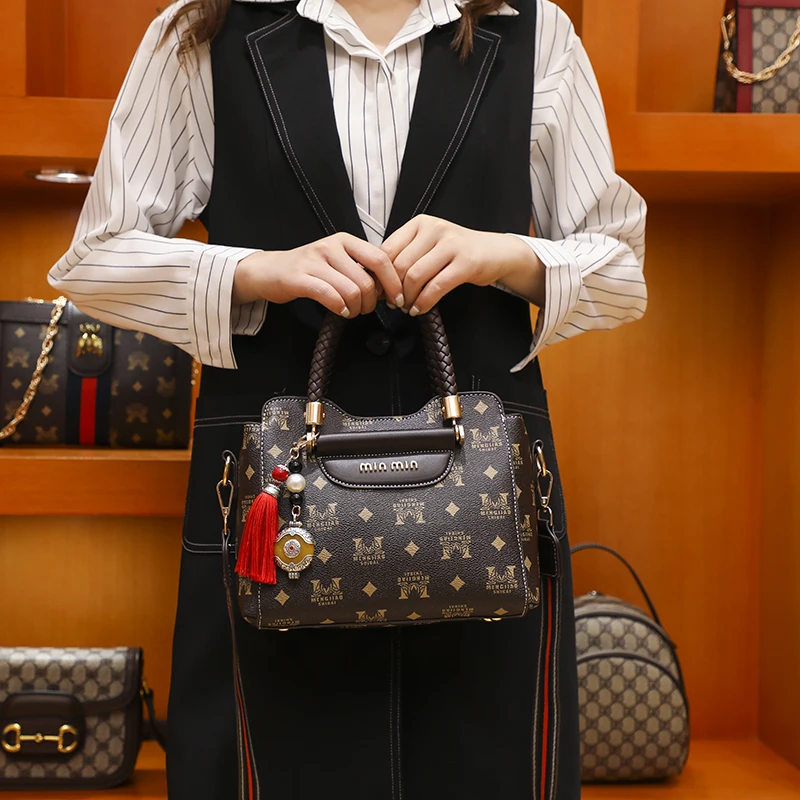 handbag luxury new style bag fashionable chain crossbody bag retro bag