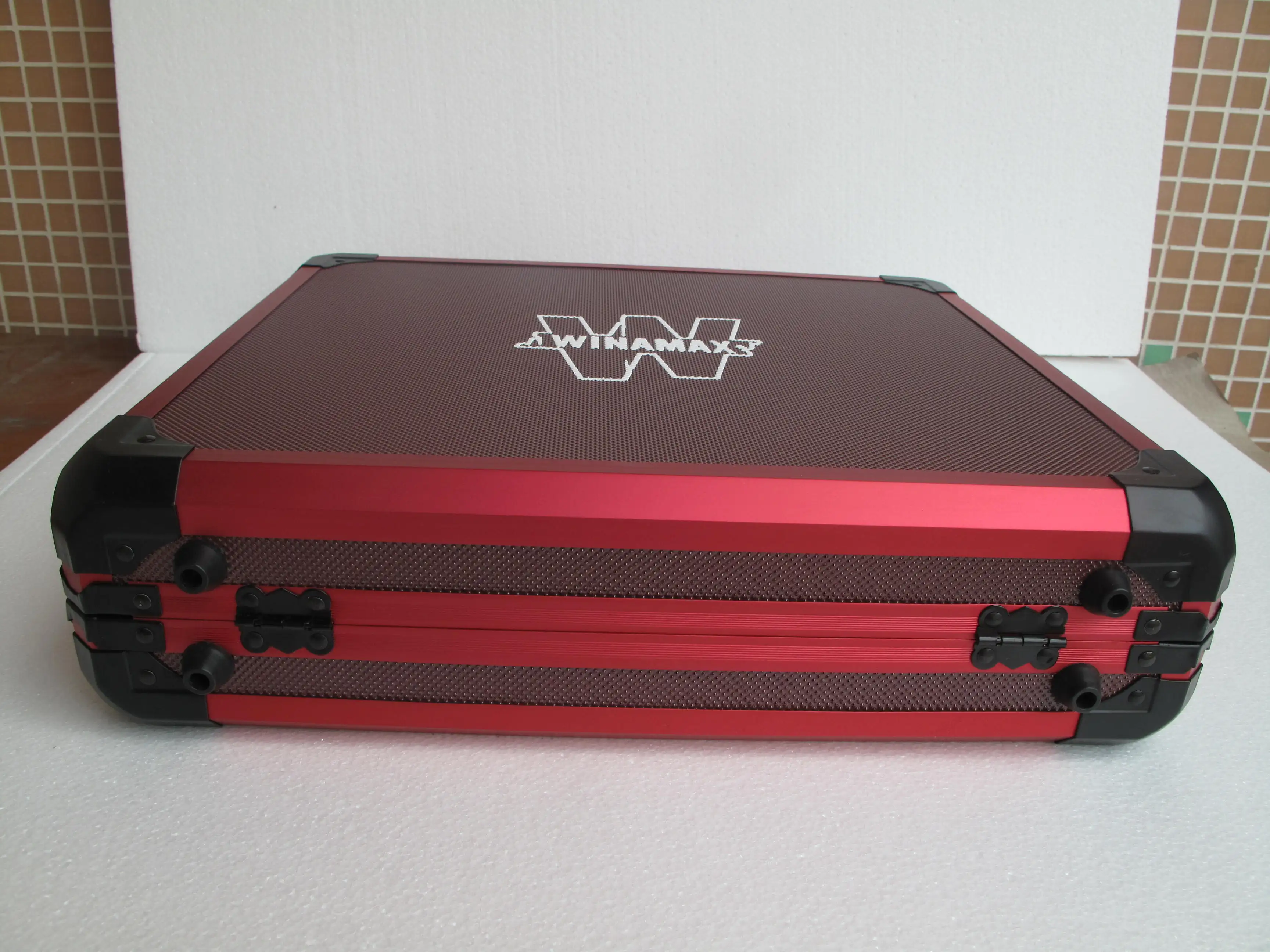 Custom red new pattern leather poker aluminum chip case