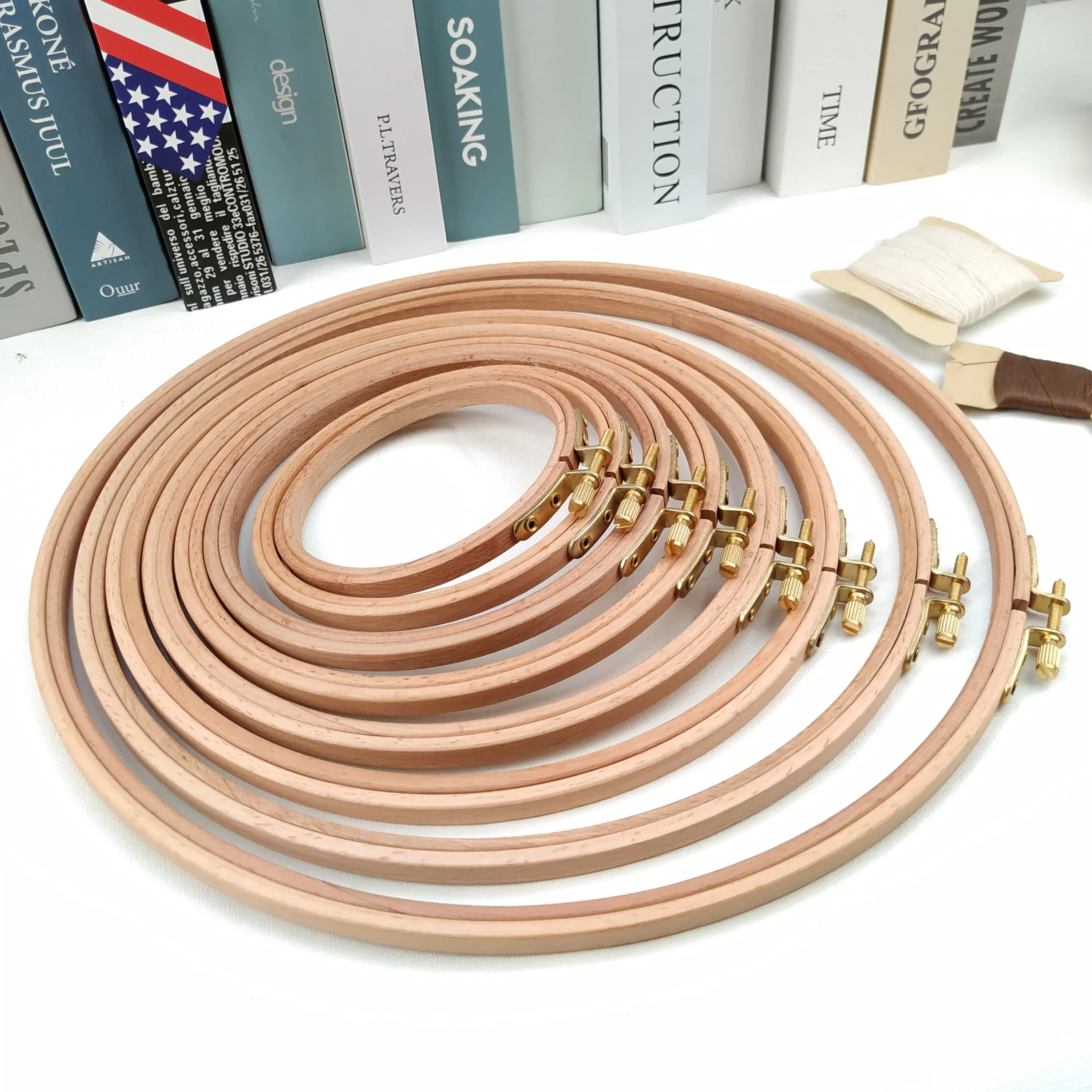 High Quality Eco-Friendly DIY wood Cross Stitch Frame, 6inch 8inch Multi-Sizes Round Natural Beech Wooden Embroidery Hoops