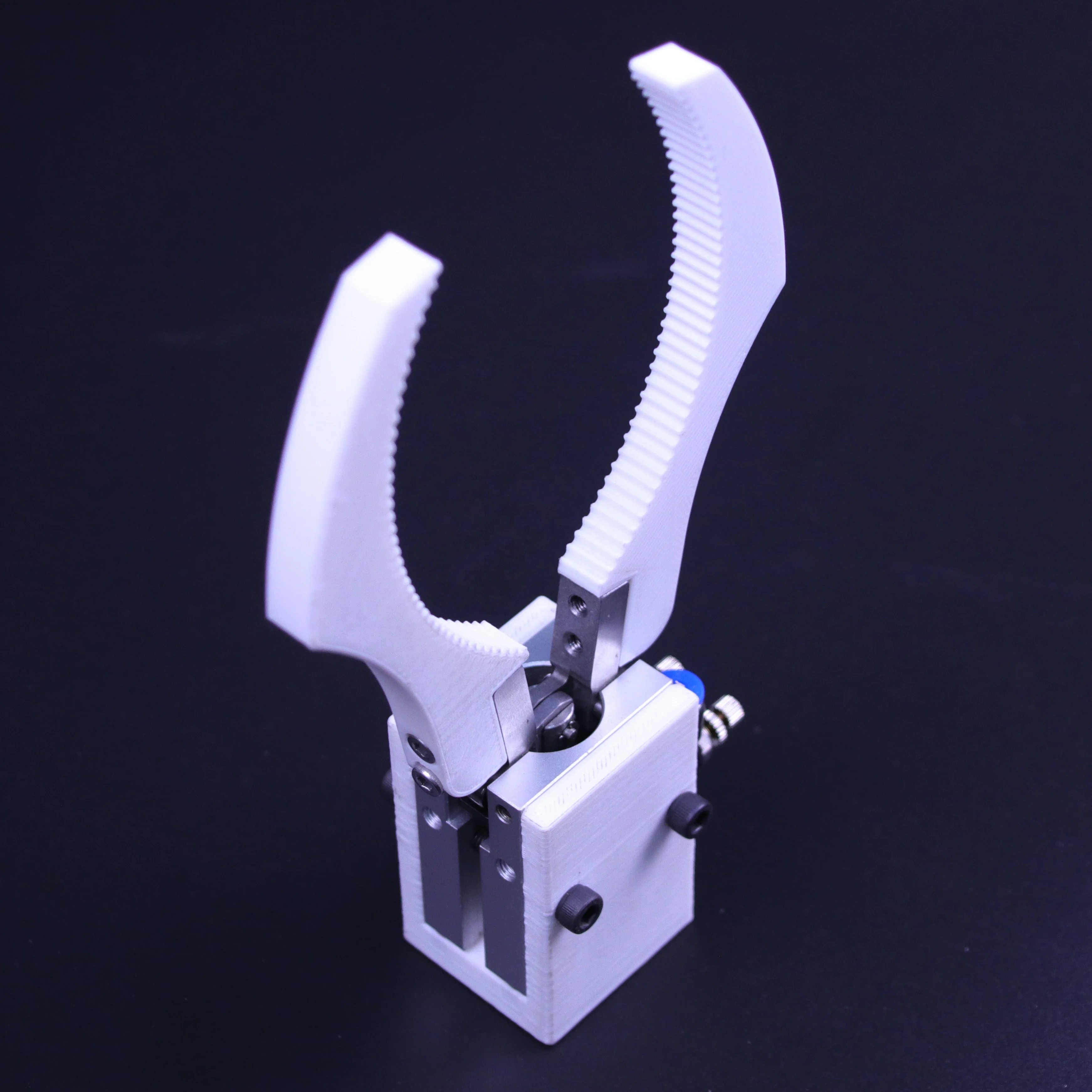 2 Finger Manual Pneumatic 6 Axis Cnc Robot Arm Gripper For Injection Machine
