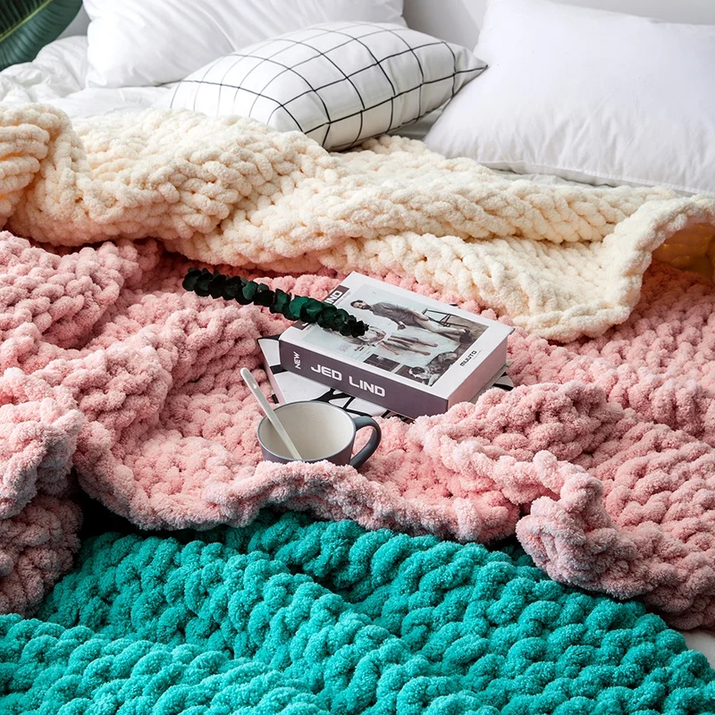 Wholesale Hot-Selling New Ins Handmade Woven Throws for Sofa Hand Knitted Chunky Chenille Blanket Fls