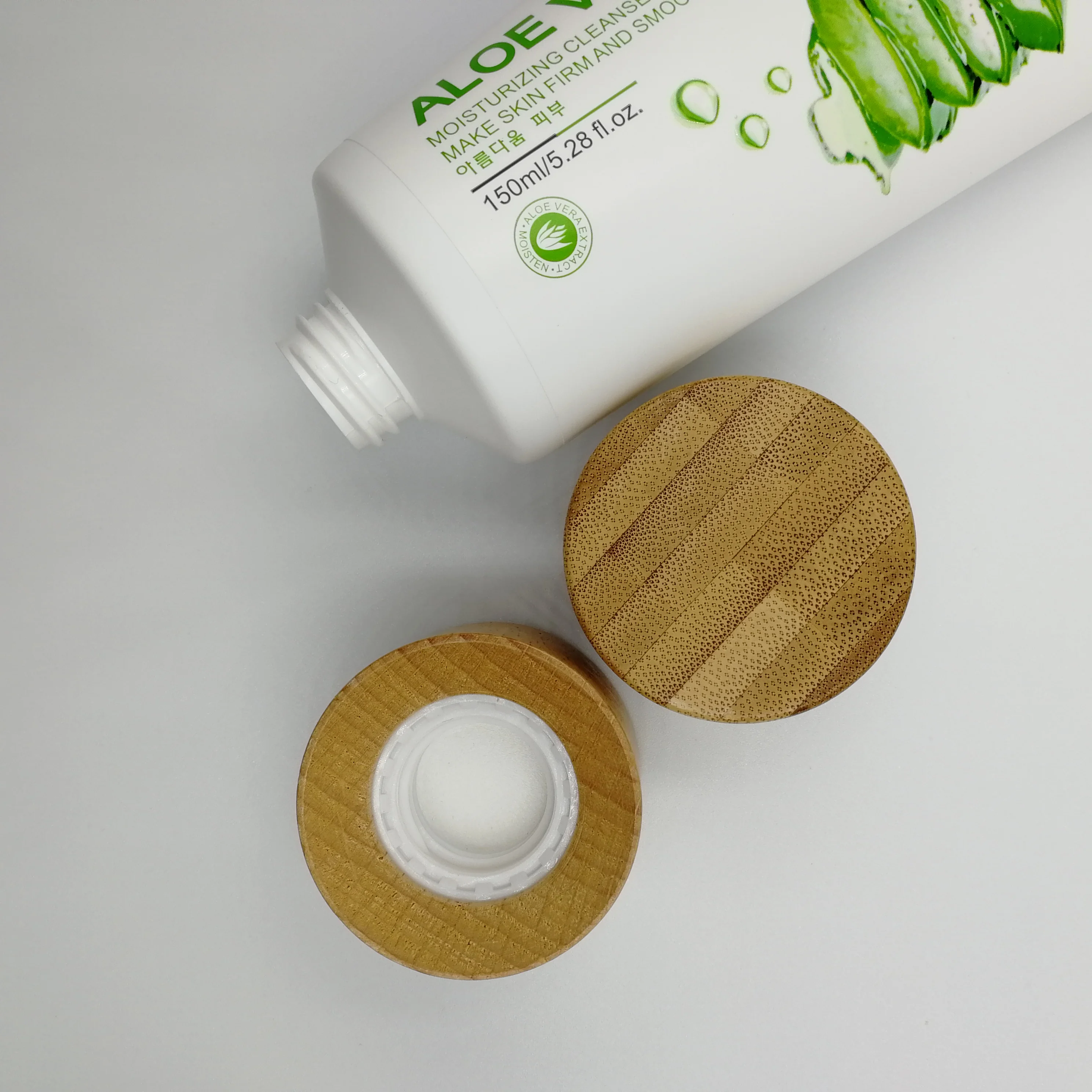 
40g-150g high quality cosmetic packaging soft tube PE squeeze tube wooden screw cap for skin care facial cleanser 