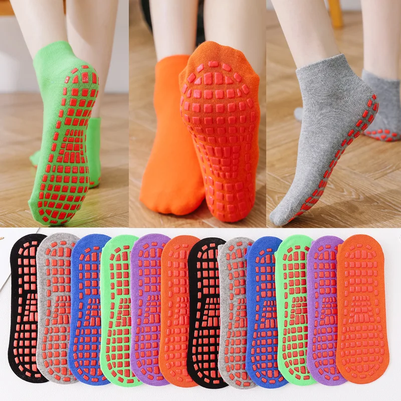 Professional trampoline socks manufacturers wholesale dispensing non-slip floor socks adult children early education yoga socks