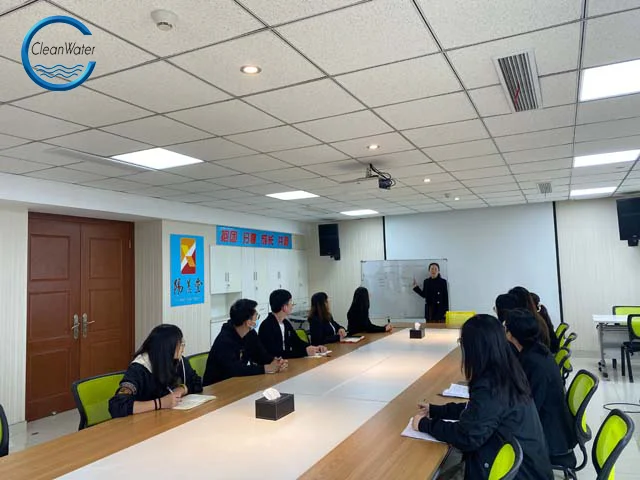 High Quantity 90% Chitosan Low Molecular Weight Chitosan Industrial Grade Chitosan Flocculant