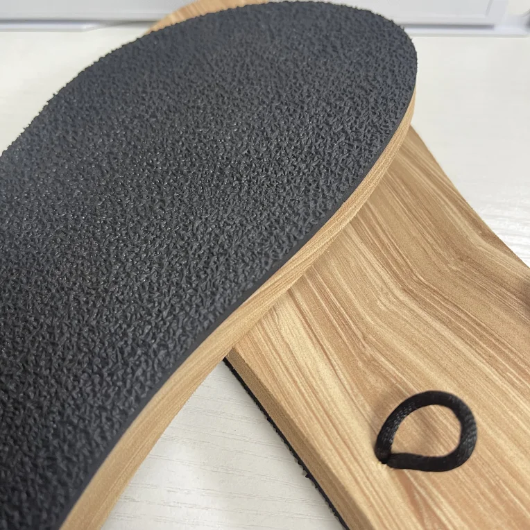 Comfortable Memory foam sandals soles light tan brown color foam rubber flip flops 3 or 5 loops base lace-up sandals