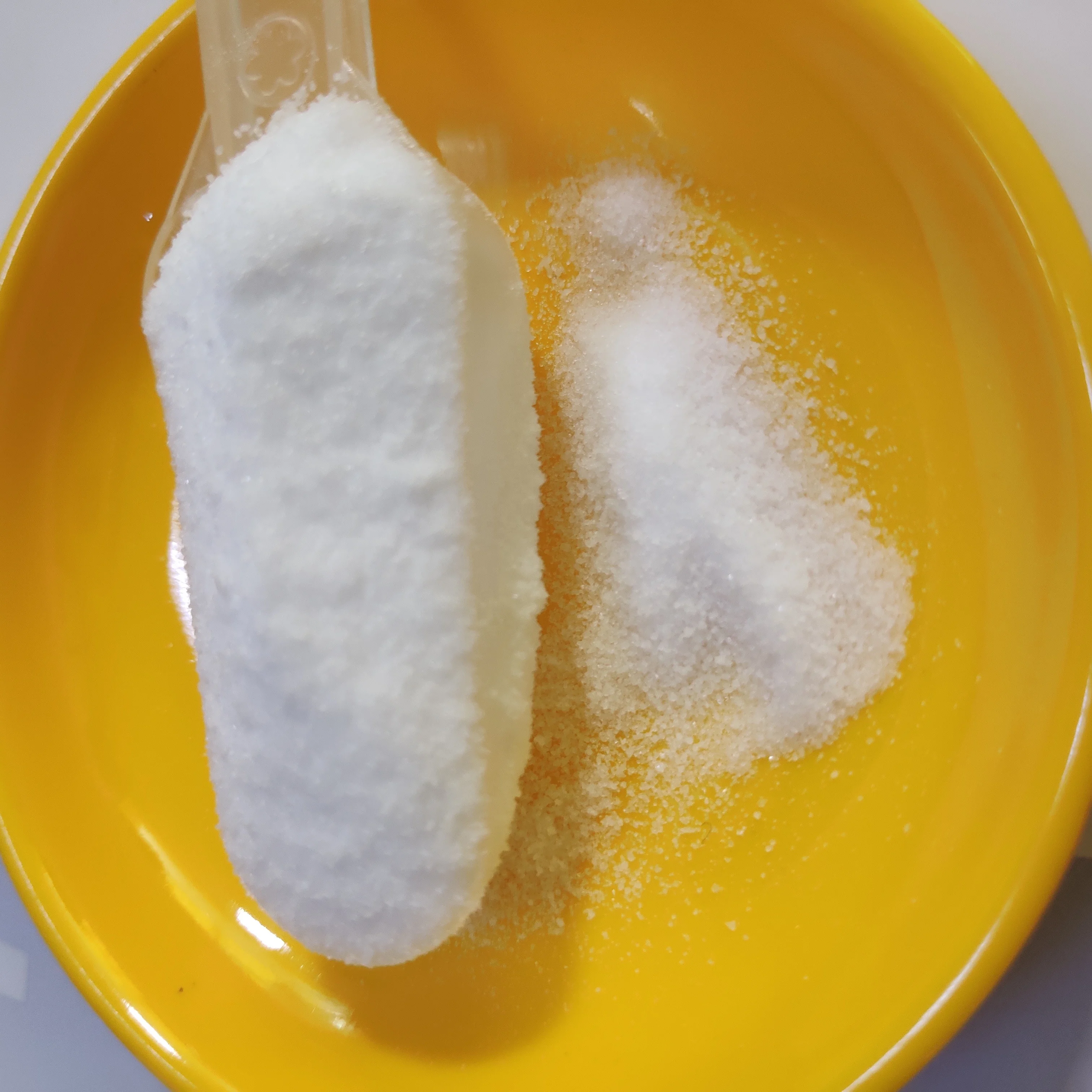 
top purity hot sale retinol acetate/ Vitamin A 