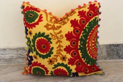 Luxury Elegant Lace Design Cotton Square Pillow Cover for Home Decoration Wedding Couch Sofa Bed Price