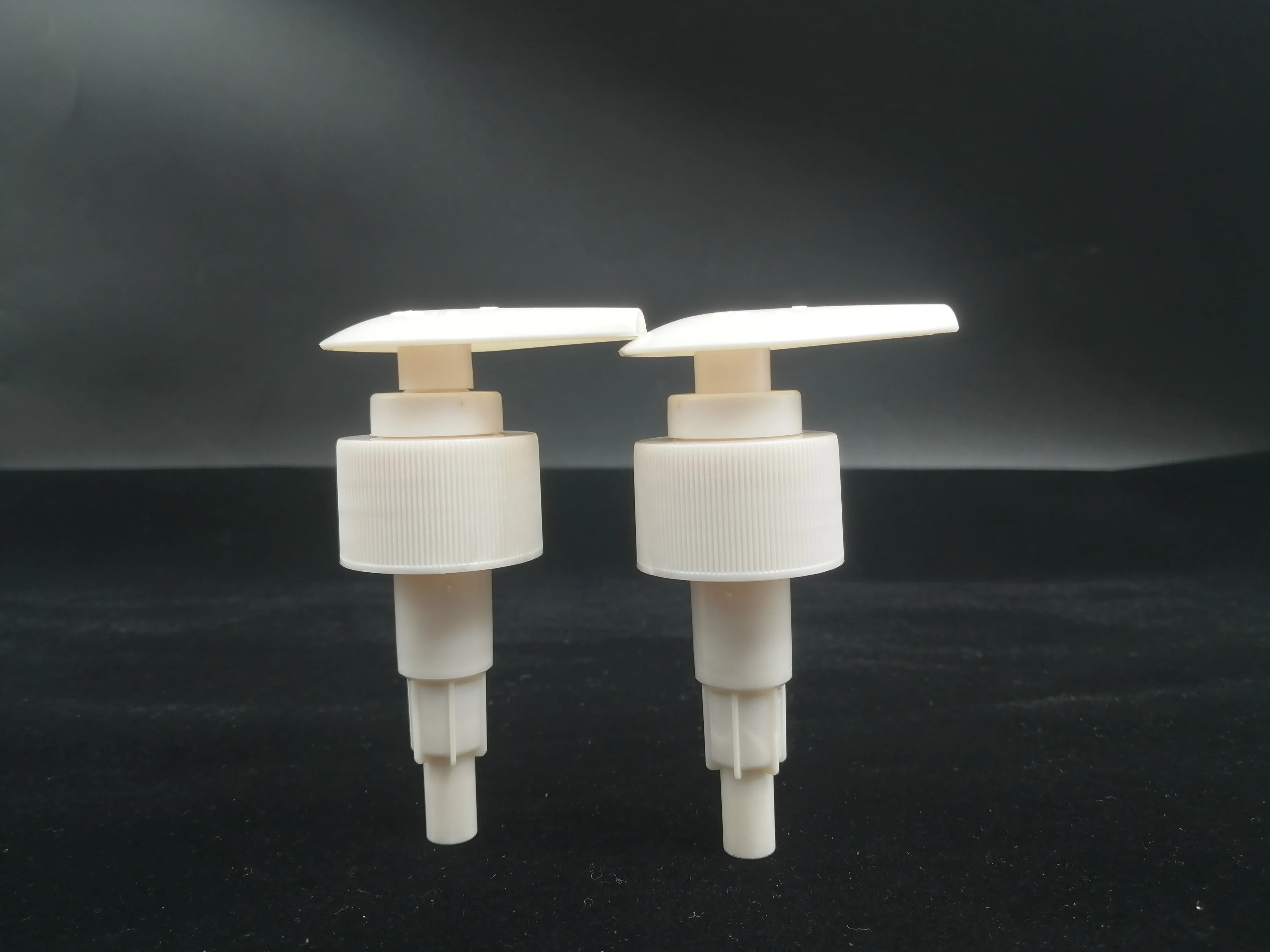 Eco Friendly Personal Care Packaging 24/410 100ml Cosmetic bottle plastic PLA With White Pump