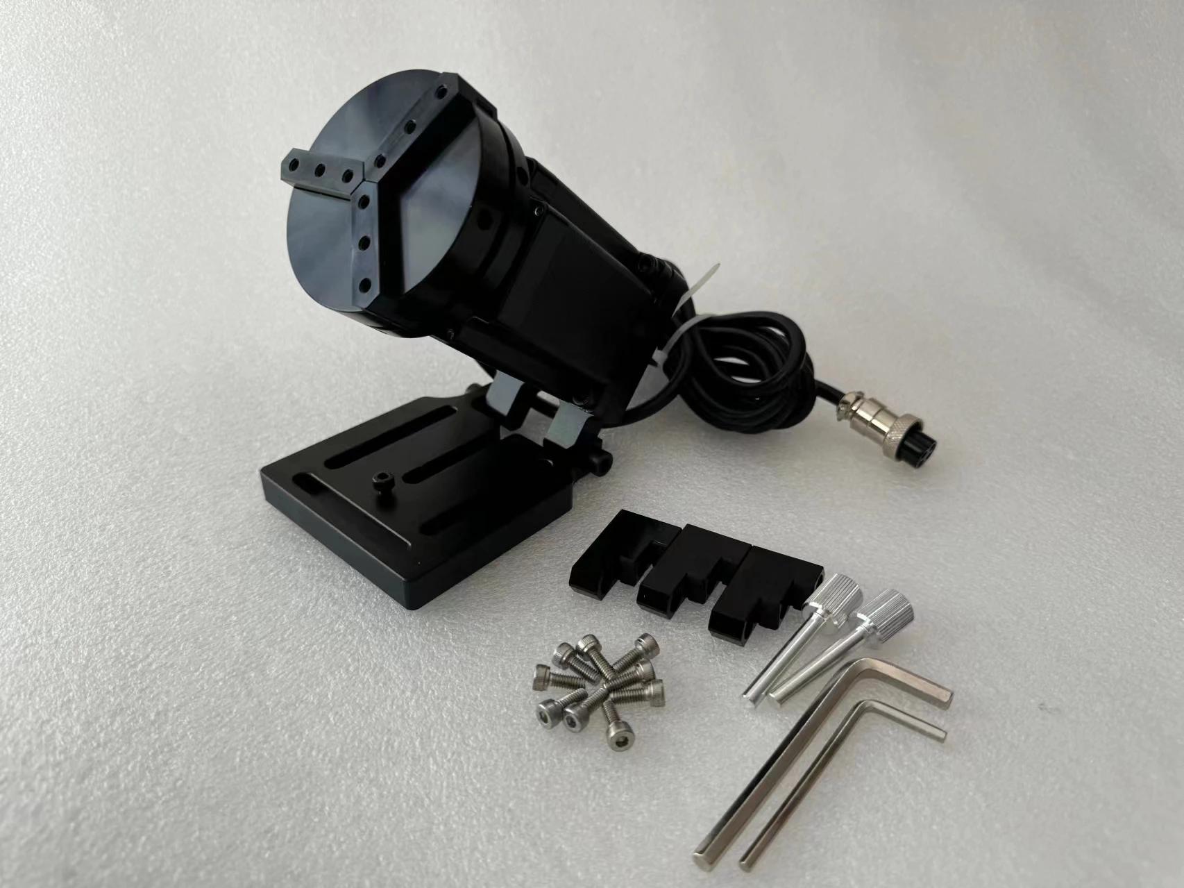 20W Portable laser fiber machine desktop laser marking machine laser engrave metal plastic acrylic stone