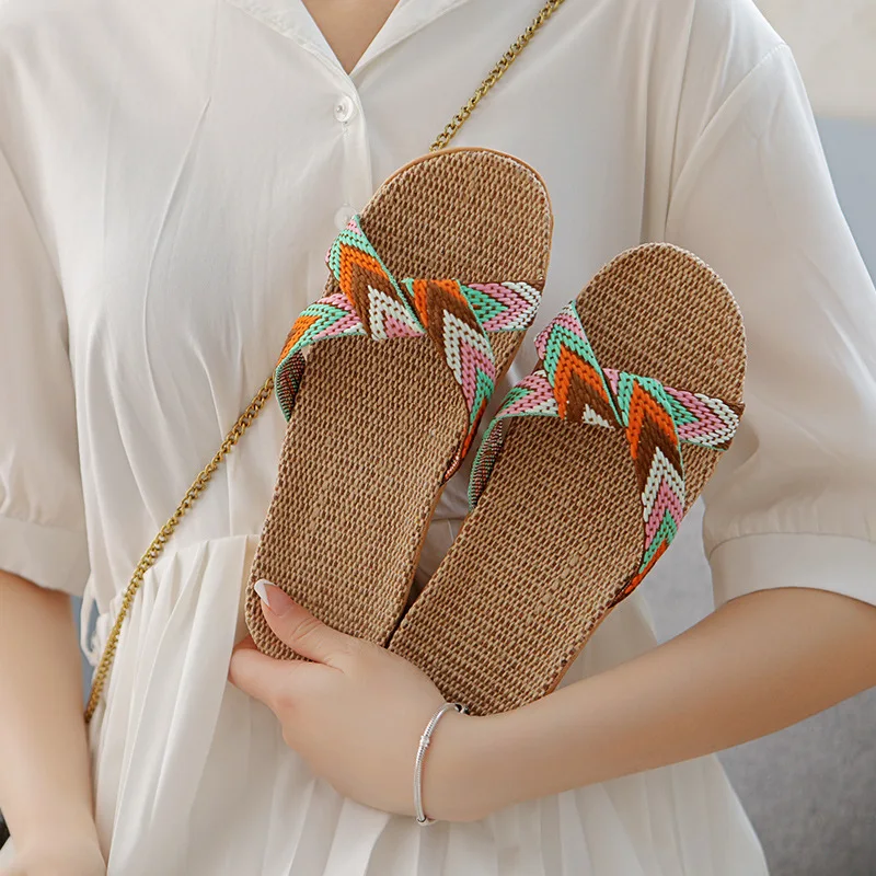 Classic and fashionable stripe designs summer breathable simple ladies slippers flat sandals slides linen slippers for women men
