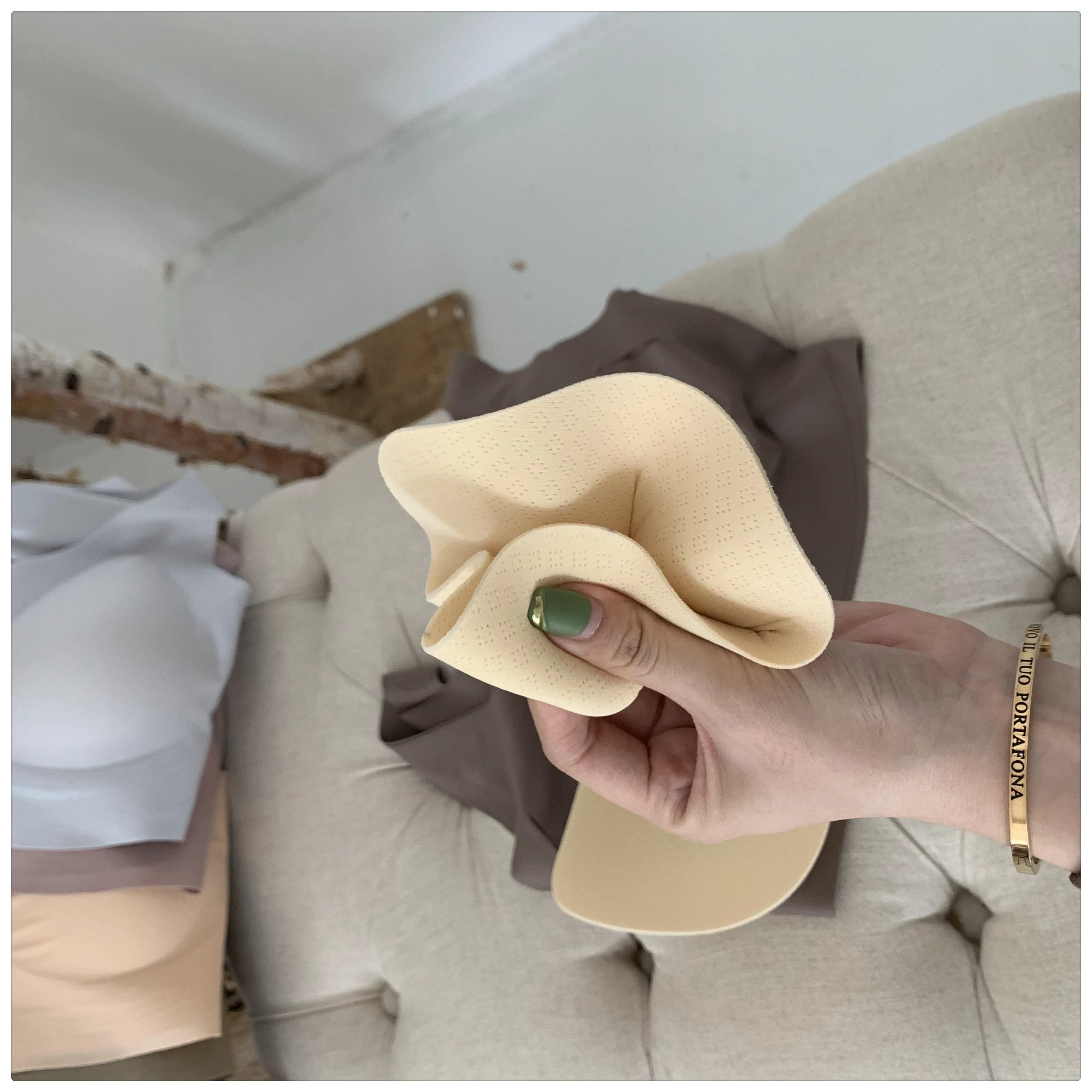 2022 New Trends Fashion Simple Solid Color teenager Bralette Push Up Wireless Sports Comfort Women Underwear Seamless Bra Set