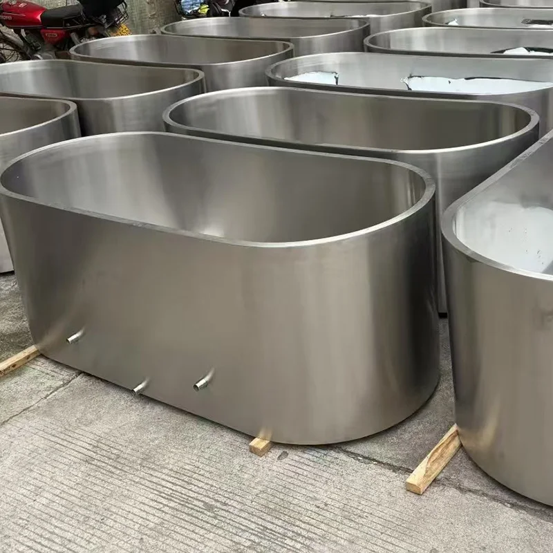 Modern 304 Stainless Steel Oval Ice Bath Tub Indoor Outdoor Cold Plunge with Chiller and Filter for Athlete Recovery