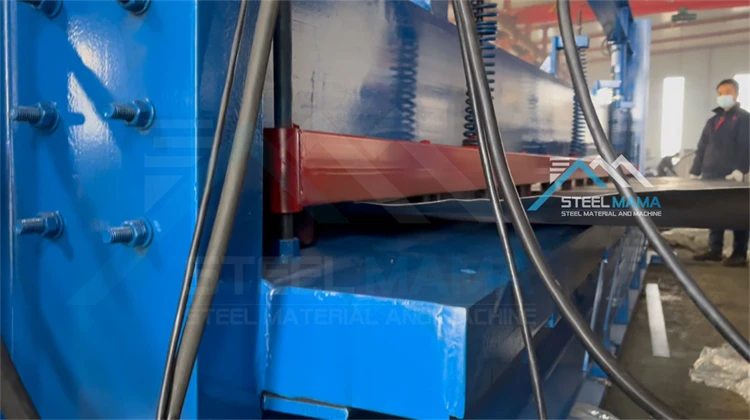 Guillotine Shear.jpg