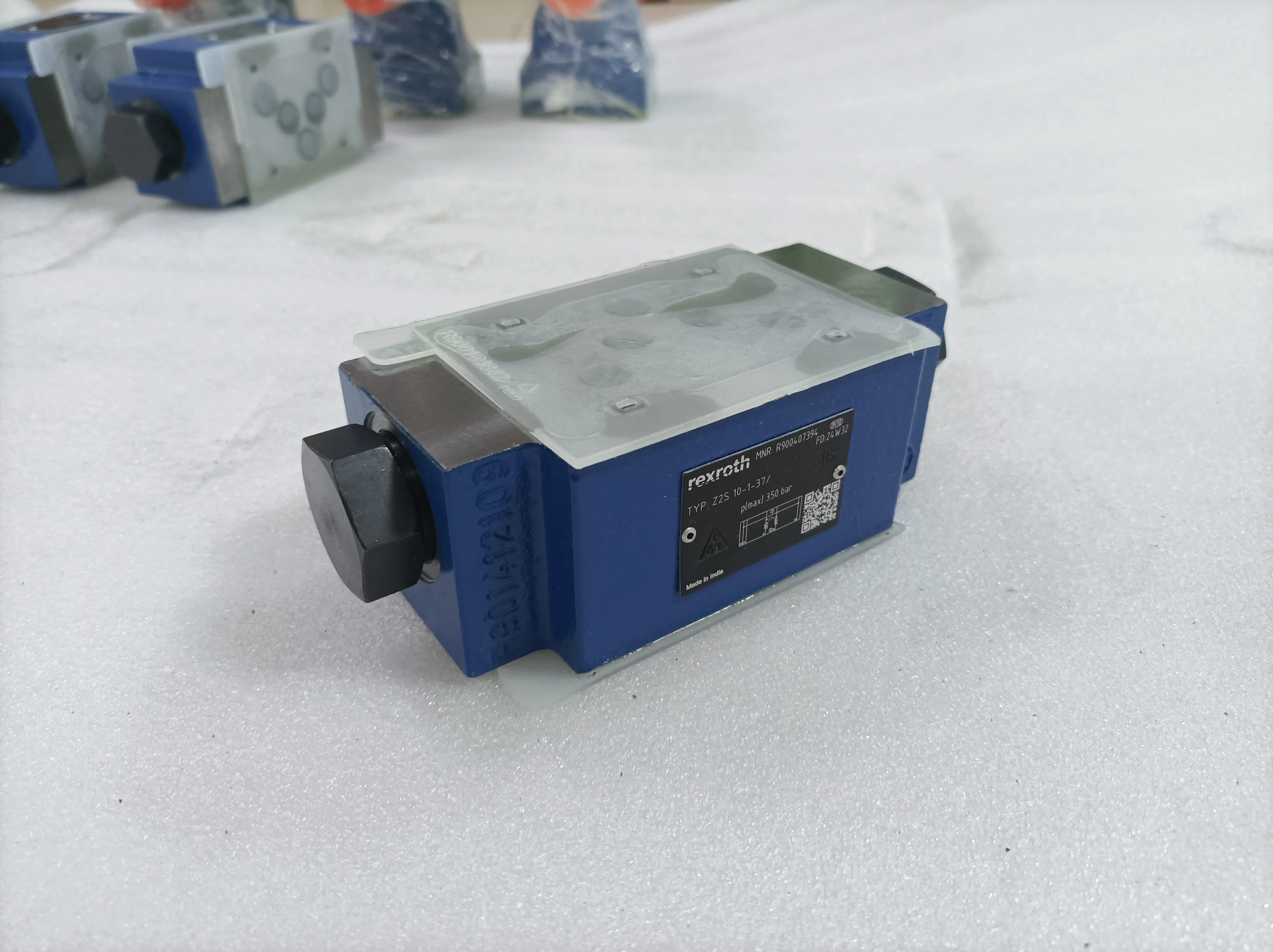 Reliable Factory Supply Pilot Operated Check Valve Z2S 10-1-37/ Stacked One Way Valve R900407394 Z2S Full Series Hydraulic Valve