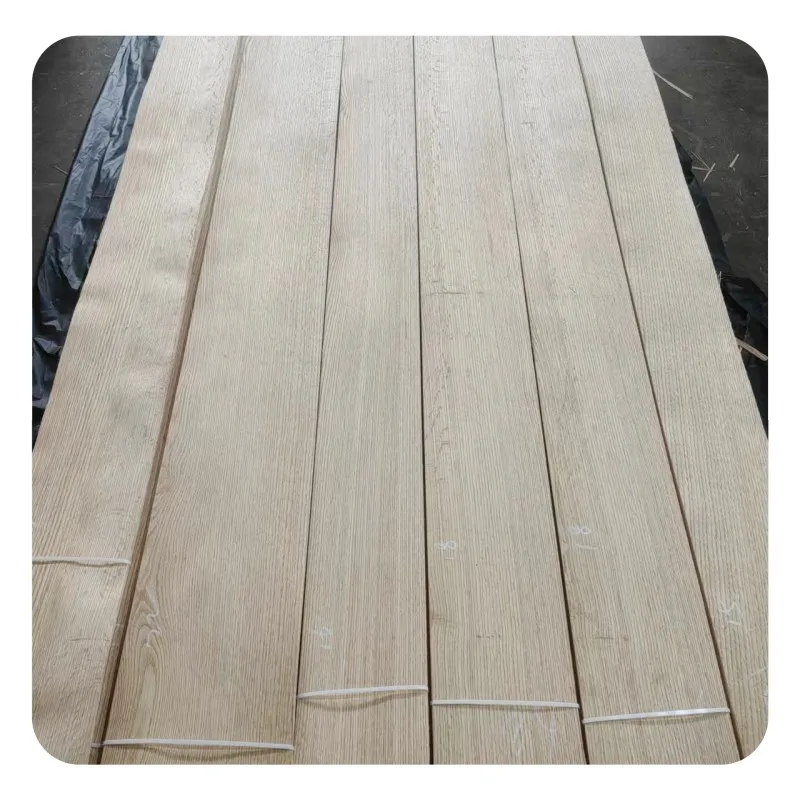 Cheap Price  0.5Mm  American Flake Red Oak Veneer  Oak Wood Veneer For Furniture and Veneer plywood