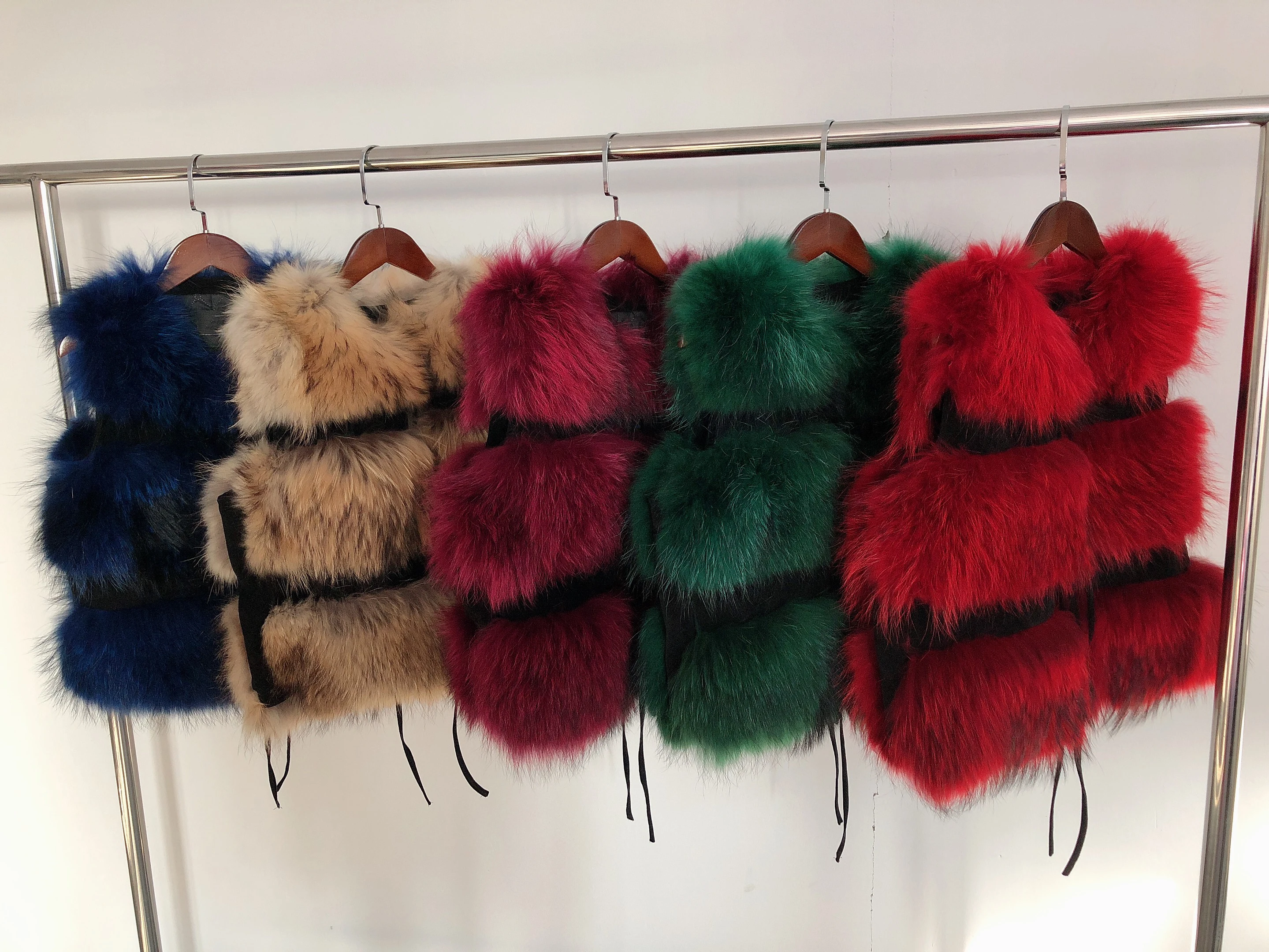 High Quality Winter Fashion Girls 3 Rows Raccoon Fur Waistcoat Kids Real Fur Vest