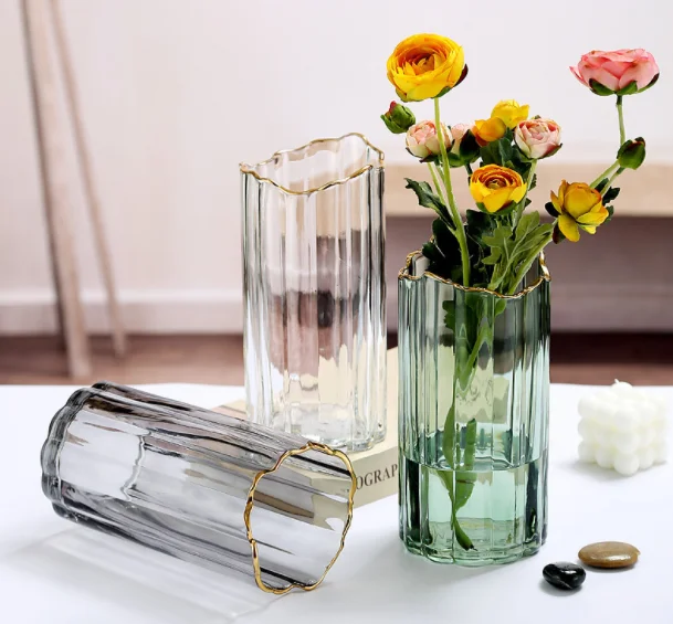 High Quality Centerpiece Glass Decorative Colored Clear Glass Flower Vase/Glass Vases for Home Decoration
