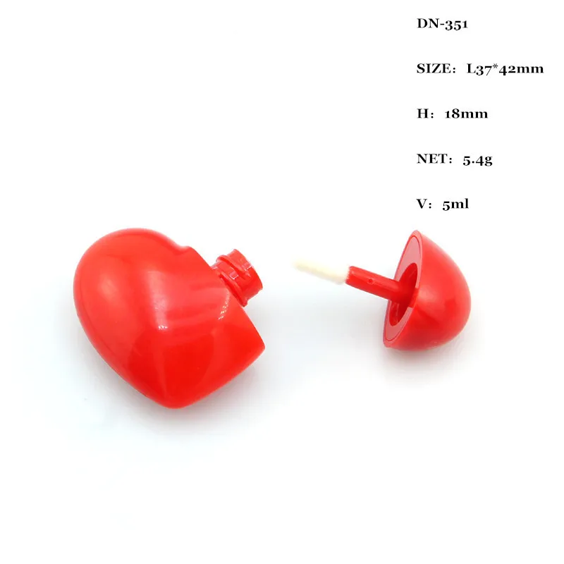 
The hot sale heart shaped high quality luxury and empty lip gloss squeeze tube container 