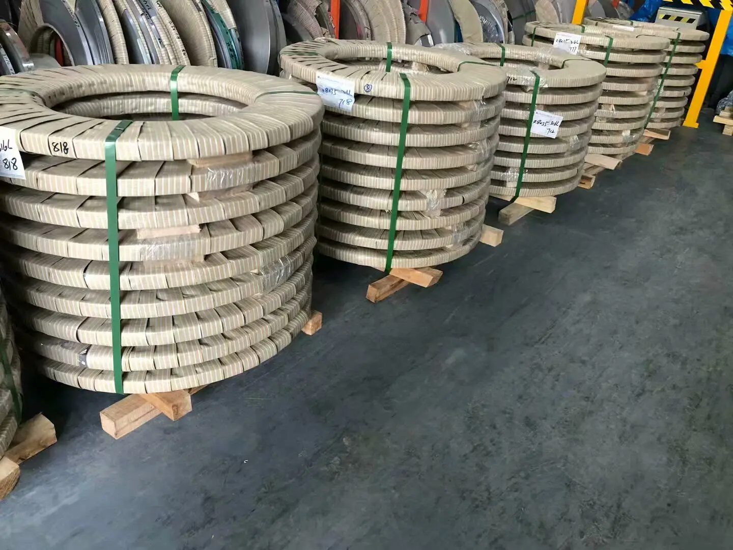 Stainless Steel strip AISI 301 310S 304 321 314 316 316L Stainless Steel Strips / Belt / Band / Coil / Foil