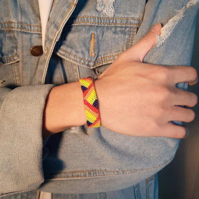 Yiwu Meise Stainless steel gay adjustable woven rainbow