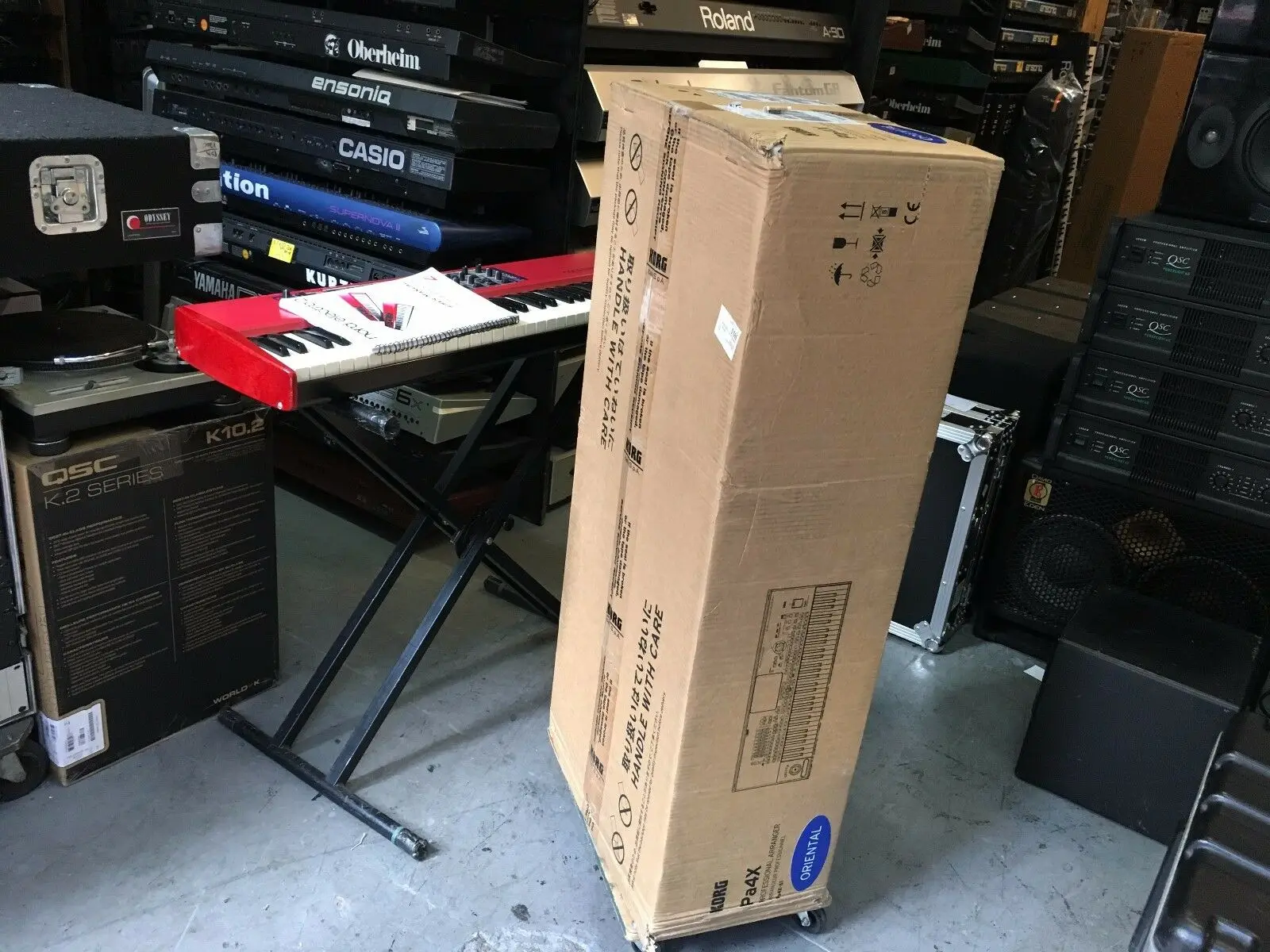 Special Quality Korg PA4X 76-Note Professional Arranger Workstation Keyboard with speaker system