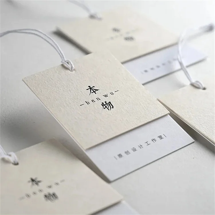 Оптовая продажа этикетки для одежды бумажные с индивидуальным логотипом