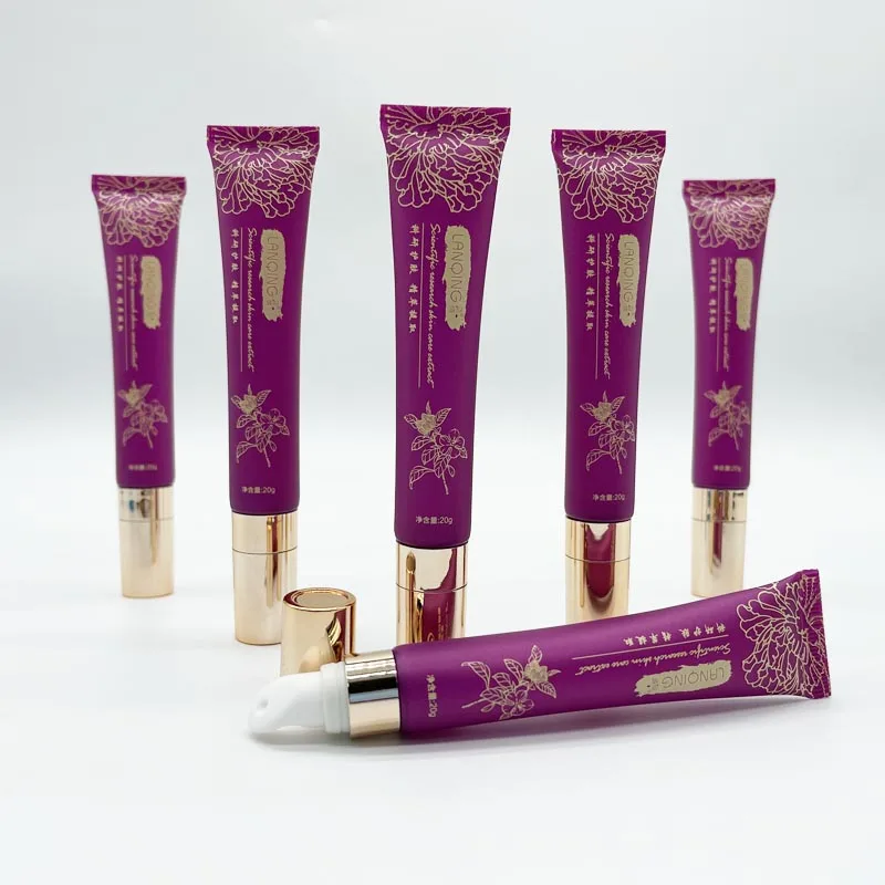 luxury 10ml led light cosmetic packaging plastic lip gloss tube with mirror lip gloss containers tube