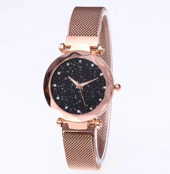 Yiwu DAICY jewelry Latest Arrivals Factory direct sale womens crown suit custom Bling iced out ladies wrist watch